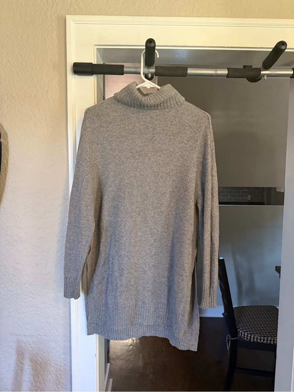 Saks Fifth Avenue Cashmere Grey Turtle Neck Sweater
